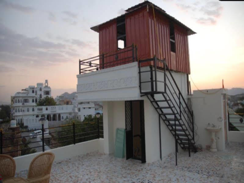 Whereabout Hostel Udaipur Exteriör bild